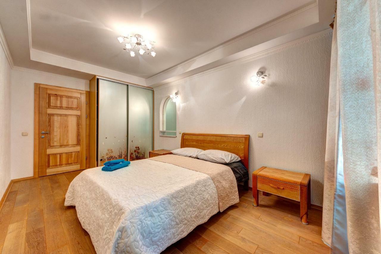 Apartments Near The Shopping Center Gulliver Κίεβο Εξωτερικό φωτογραφία